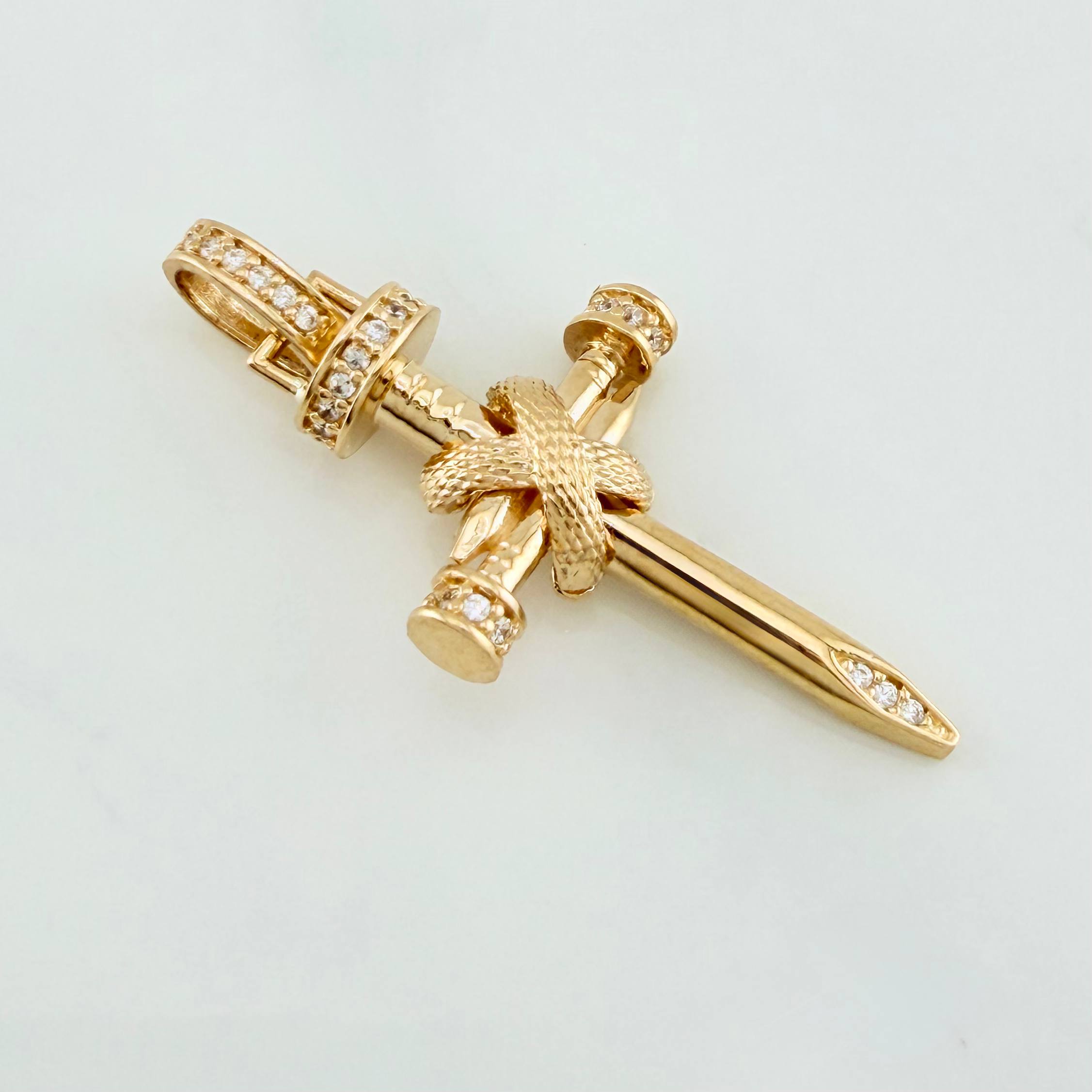 Pendant Nail Cross 3.8 g / 1 1/2 in 18K Yellow Gold
