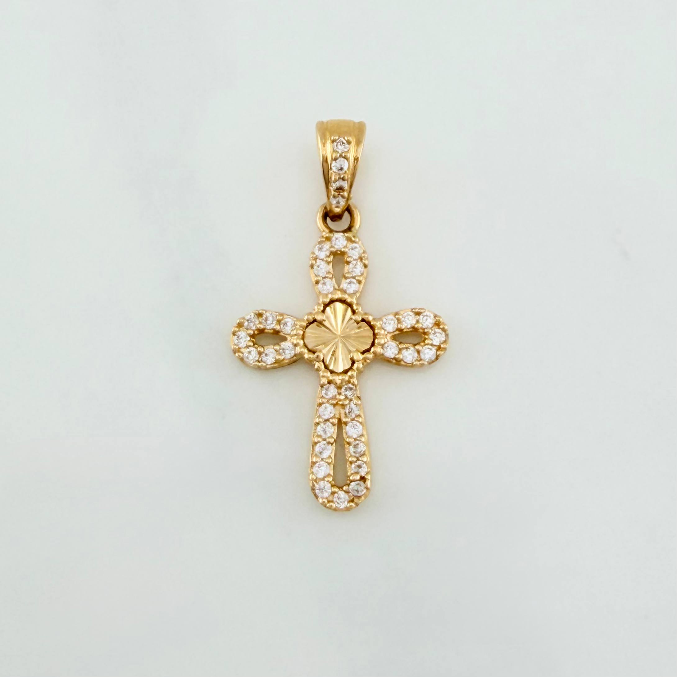 Clover Cross Pendant 1.25 g / 1 in Yellow Gold 18K