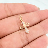 Gothic Cross Pendant 0.6 g / 3/4 in 18K Yellow Gold