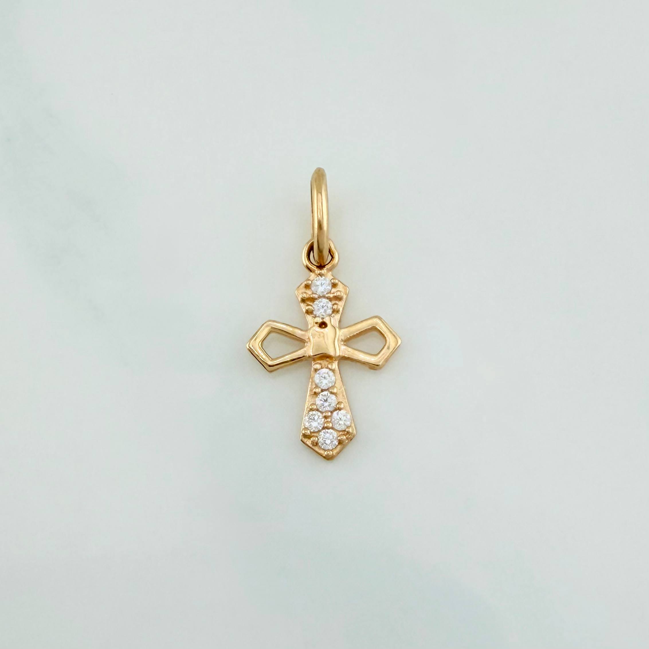Gothic Cross Pendant 0.6 g / 3/4 in 18K Yellow Gold