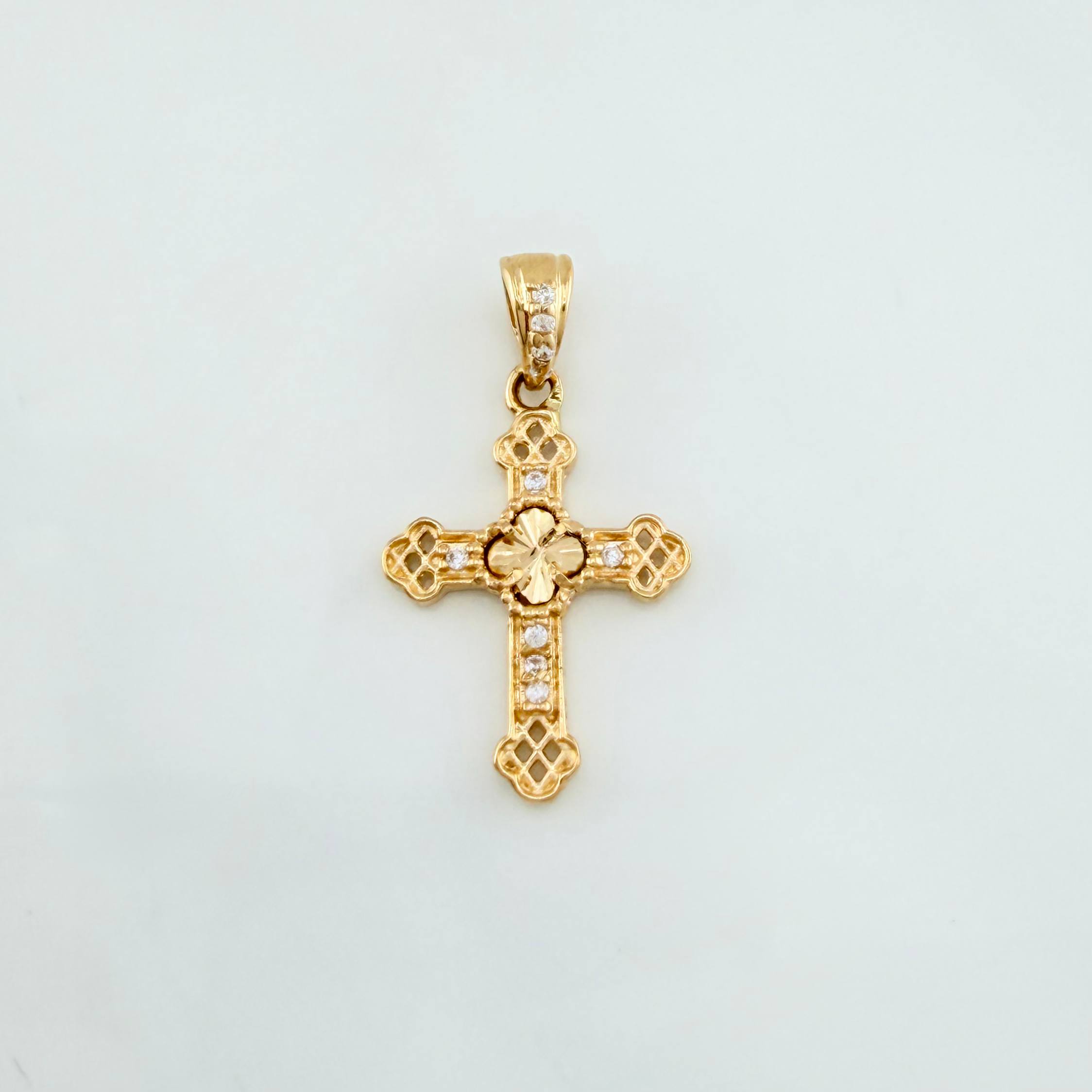 Clover Cross Pendant 1.2 g / 1 in Yellow Gold 18K