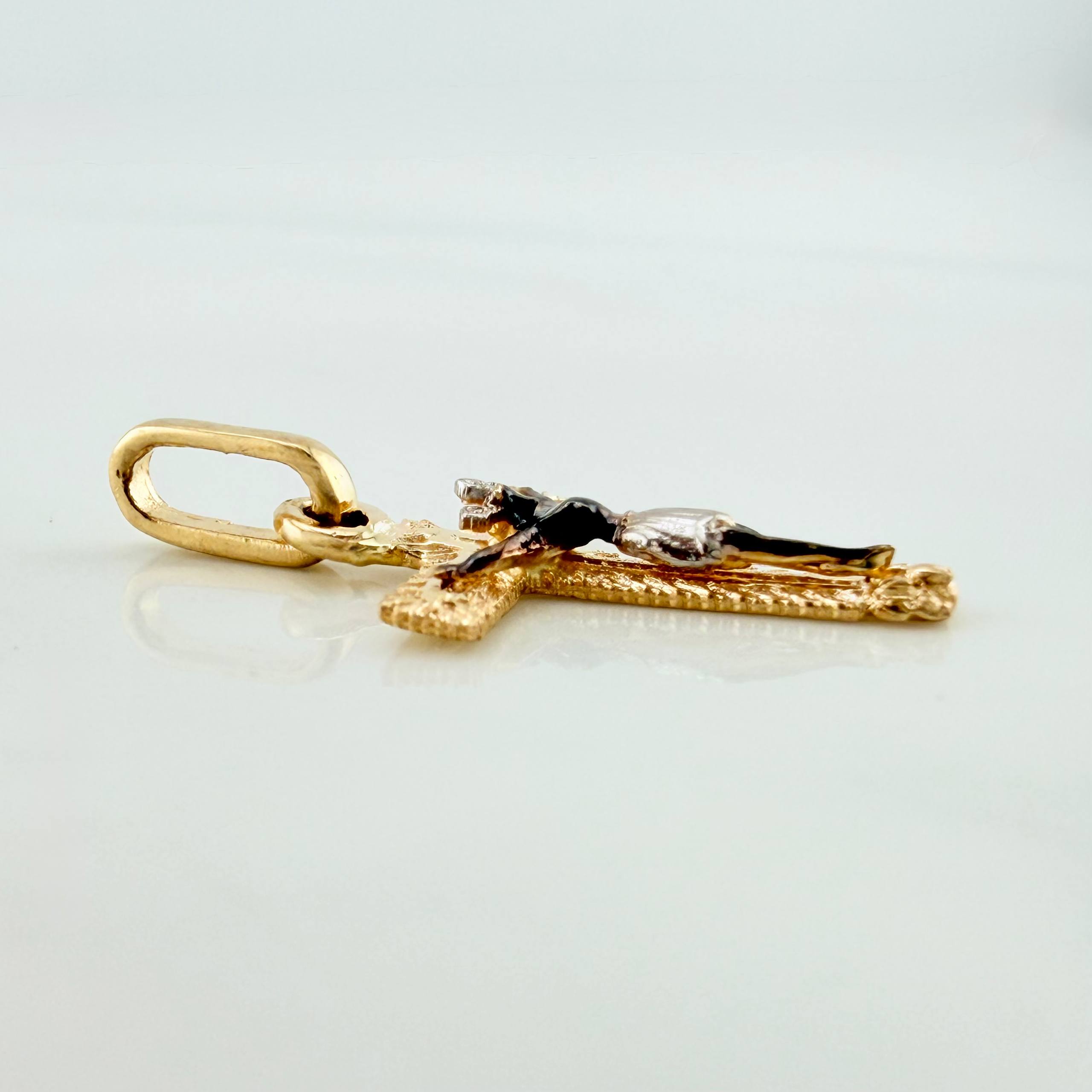 Pendant Cross Christ 0.9 g / 3/4 in Three Golds 18K