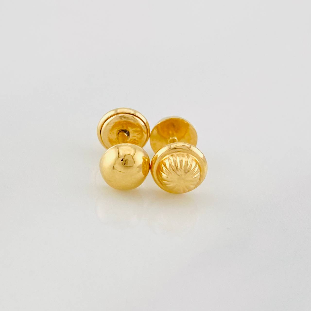 Half Bead Stud Earrings 0.7g / in / 5mm 18K Yellow Gold