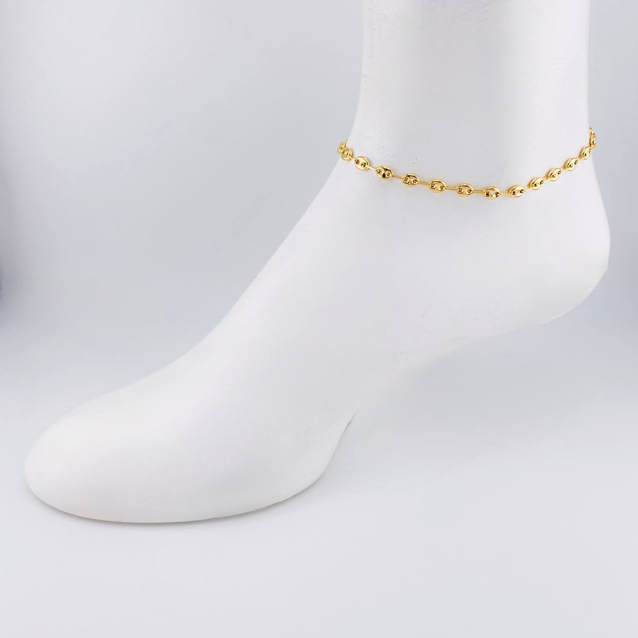 Tobillera GC 3.65g / 9 3/4 in / 4.4mm Oro Amarillo 18K