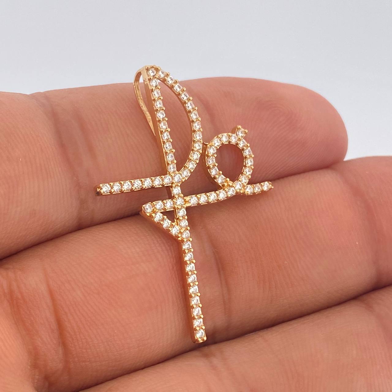 Dije Fe 2.9gr / 1 1/2 in / Oro Amarillo 18K %