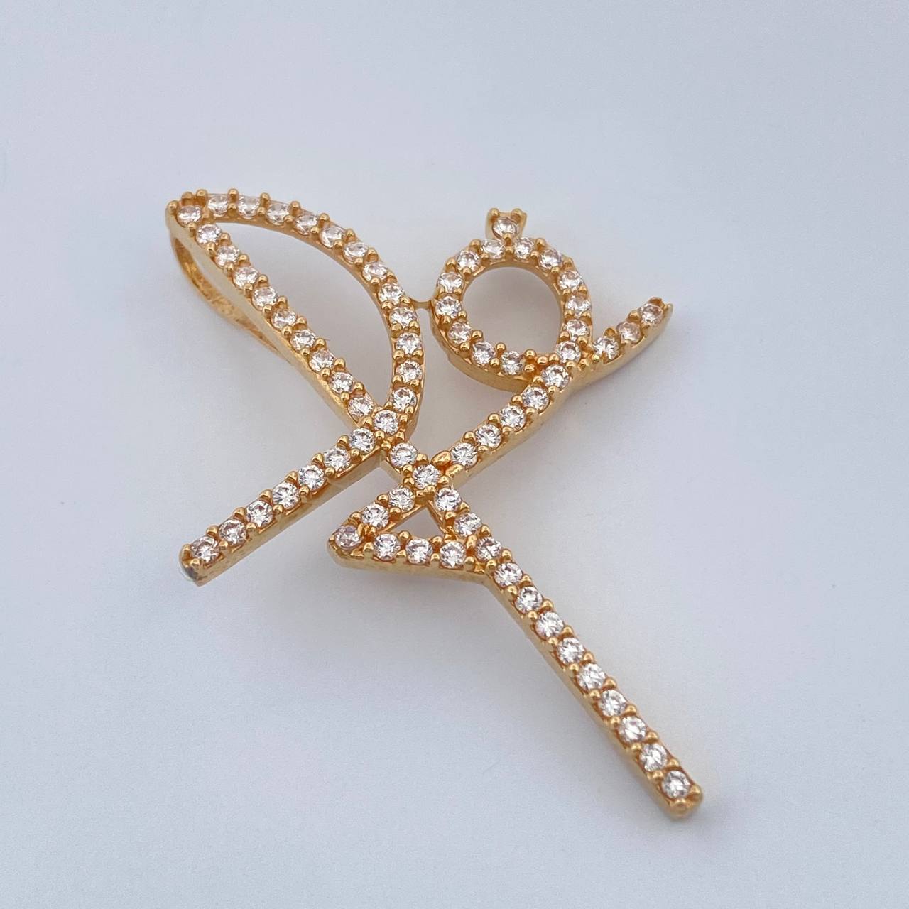Dije Fe 2.9gr / 1 1/2 in / Oro Amarillo 18K %