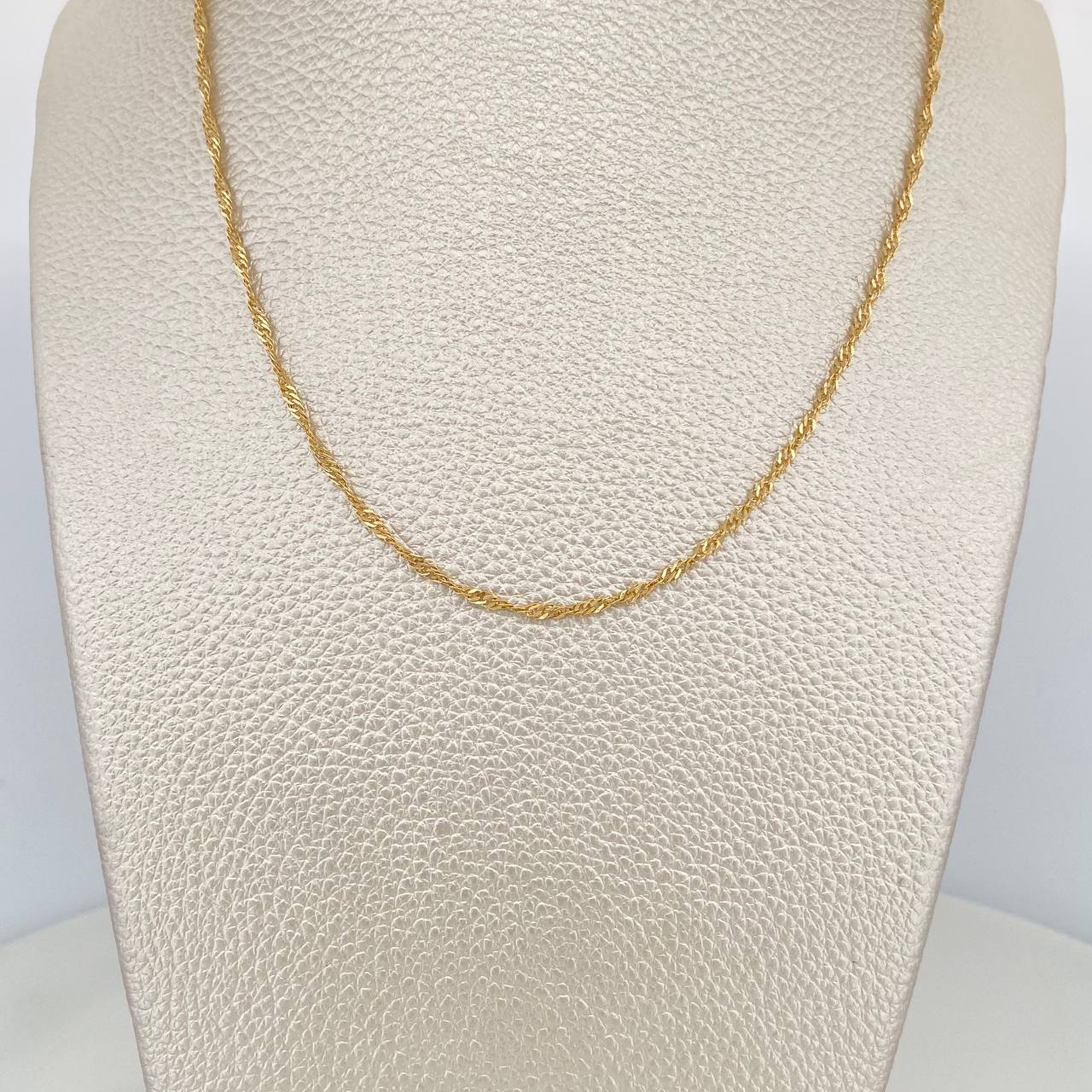 Singapore Chain 1.5 g / 17 3/4 in / 0.5 mm Yellow Gold 18K