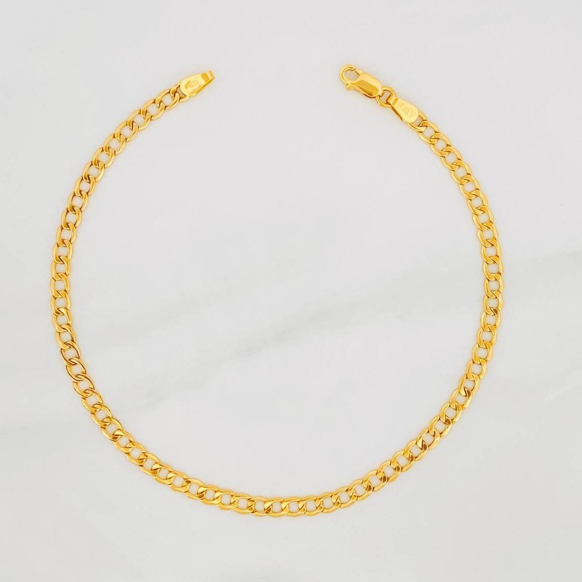 Pulso Cubano 2.4g / 8 1/4 in / 3.4mm Oro Amarillo 18K