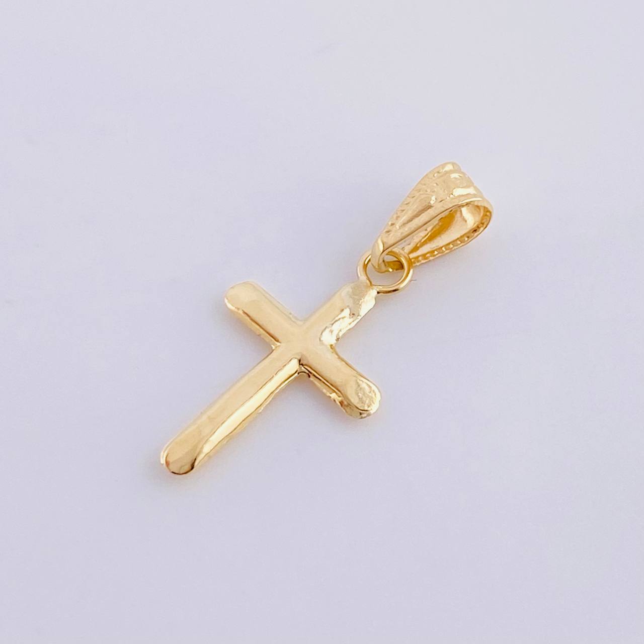 Dije Cruz Puntas Planas 0.5 g / 1 in Oro Amarillo 18K