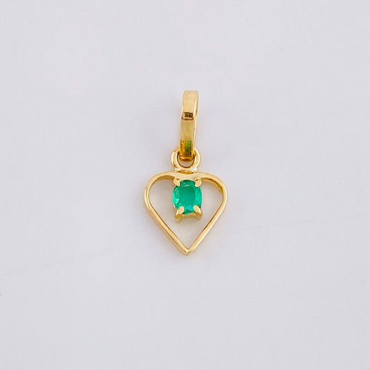 Dije Silueta Corazón Esmeralda 5pts 0.3g / 1/2 in Oro Amarillo 18K