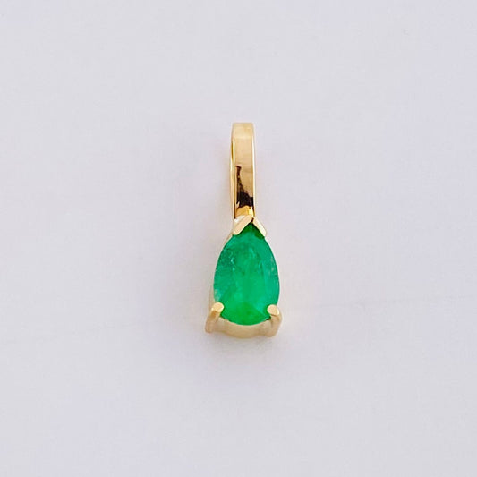 Dije Lagrima Esmeralda 19pts 0.25g / 1/2 in Oro Amarillo 18K