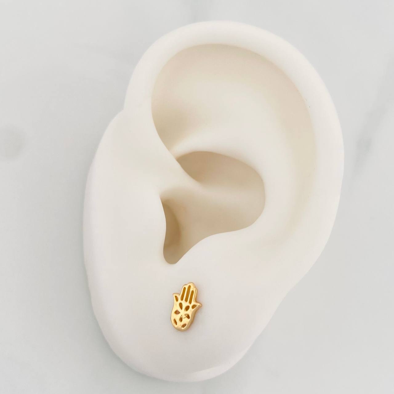 Stud Earrings Hamsa Hand 0.7g / in / 5.04mm Yellow Gold 18K