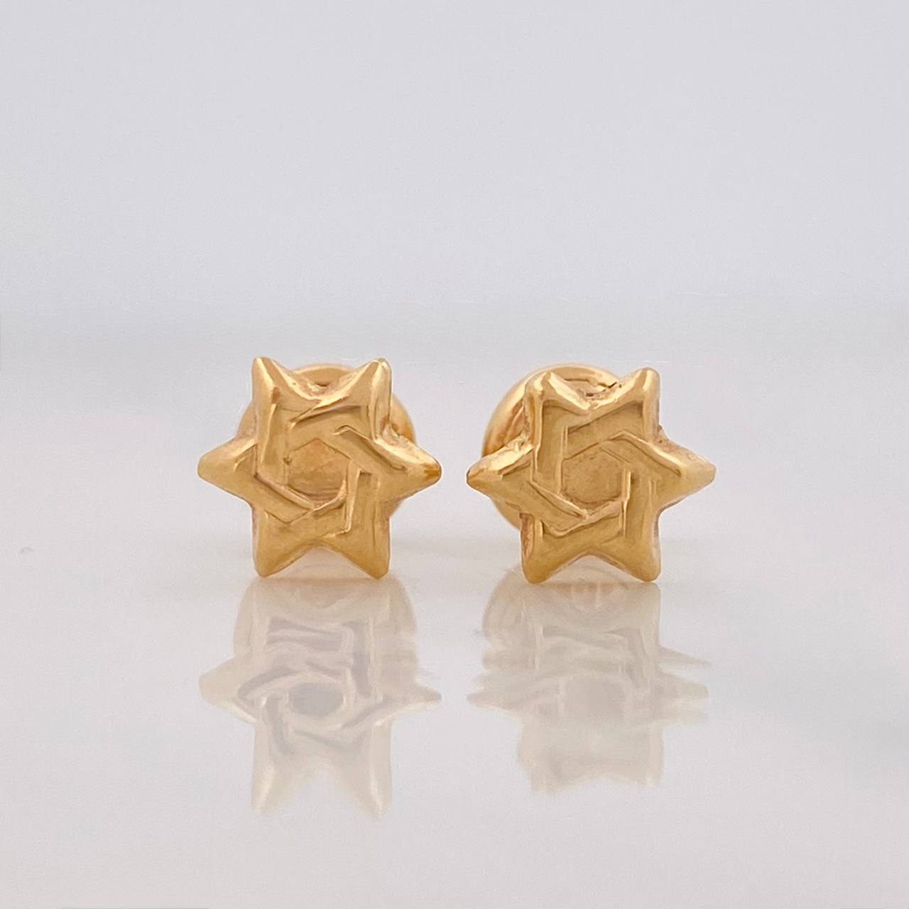 Stud Earrings Star of David 0.65g / in / 4.95mm Yellow Gold 18K