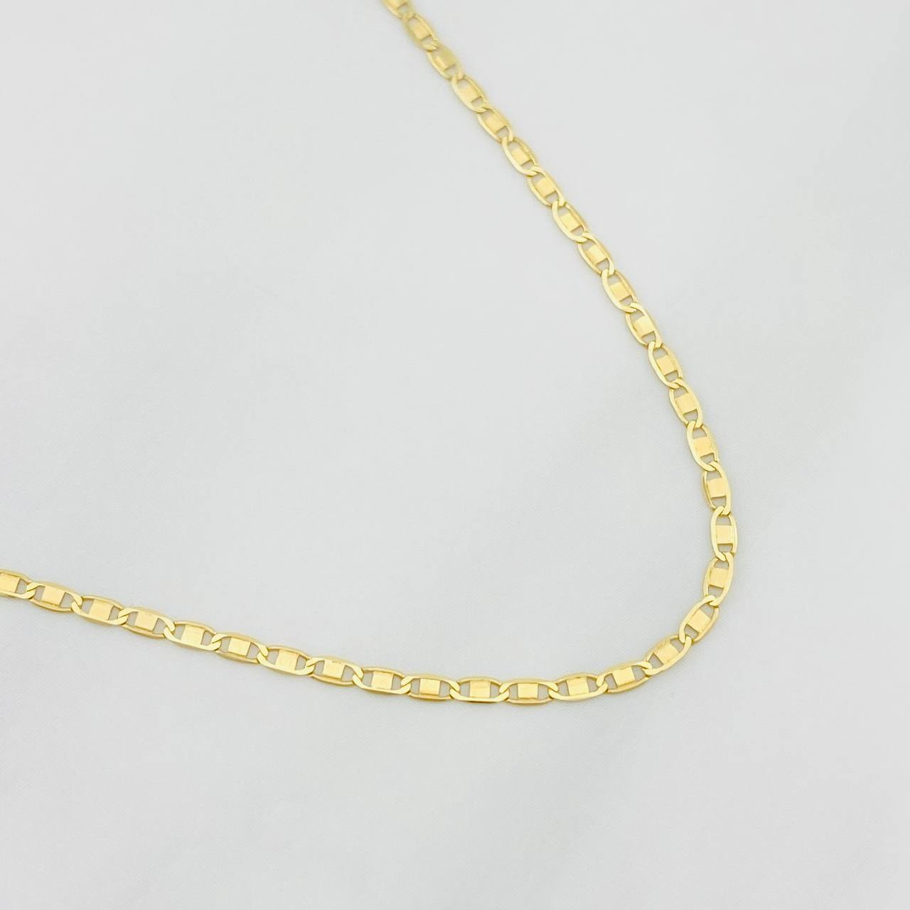 Cadena Escalera Plana 1.55g / 18 in / 1.4mm Oro Amarillo 18K