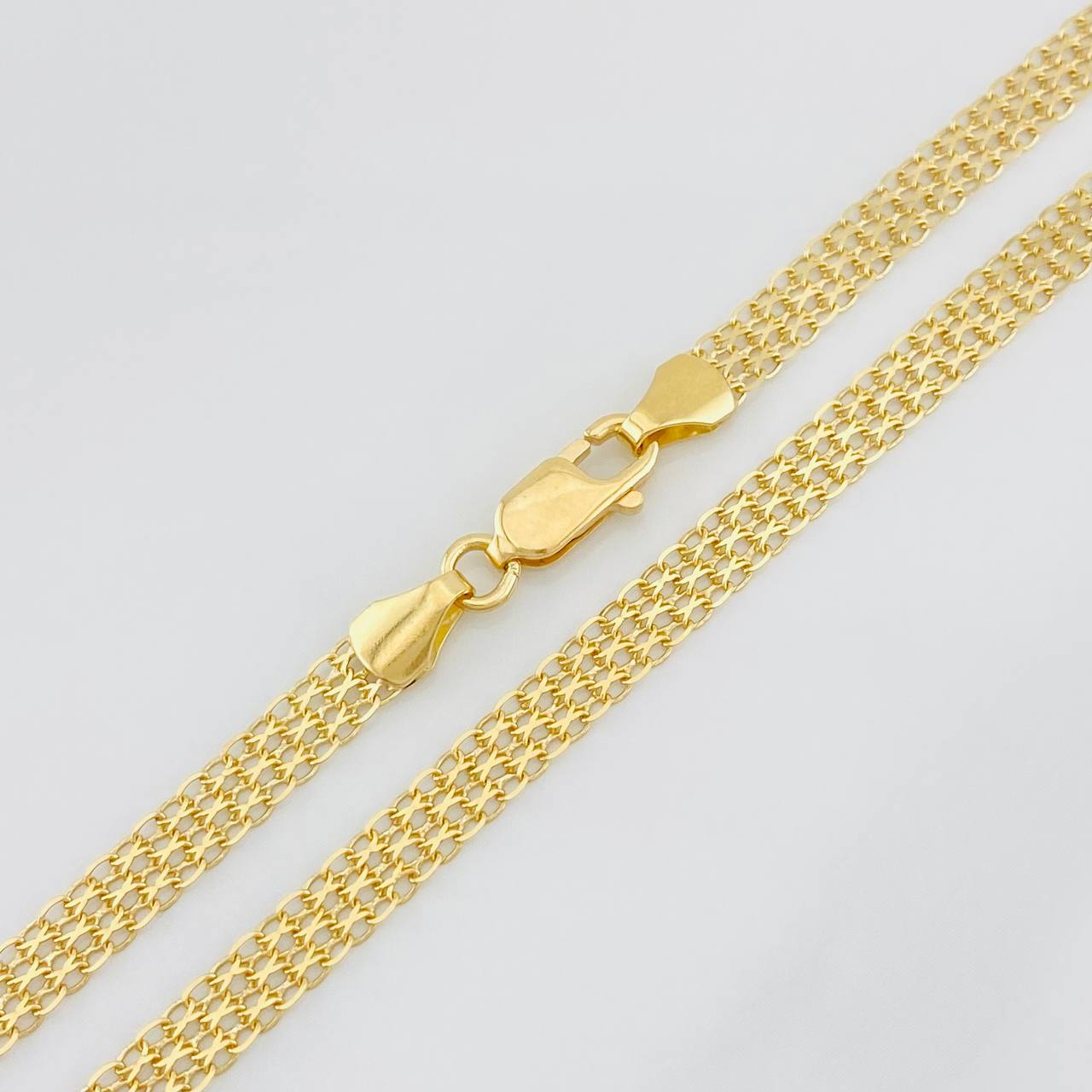 Bismark Chain 6.9g / 20 in / 4.3mm Yellow Gold 18K