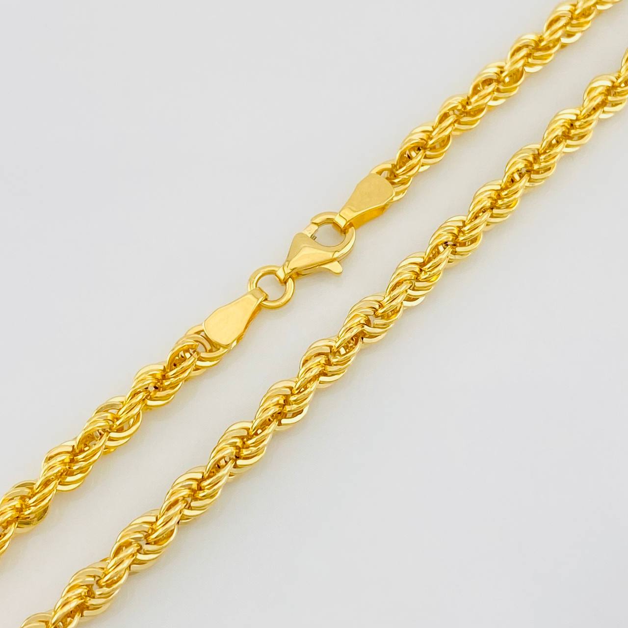 Rope Chain 8.4g / 26 in / 3.7mm 18K Yellow Gold