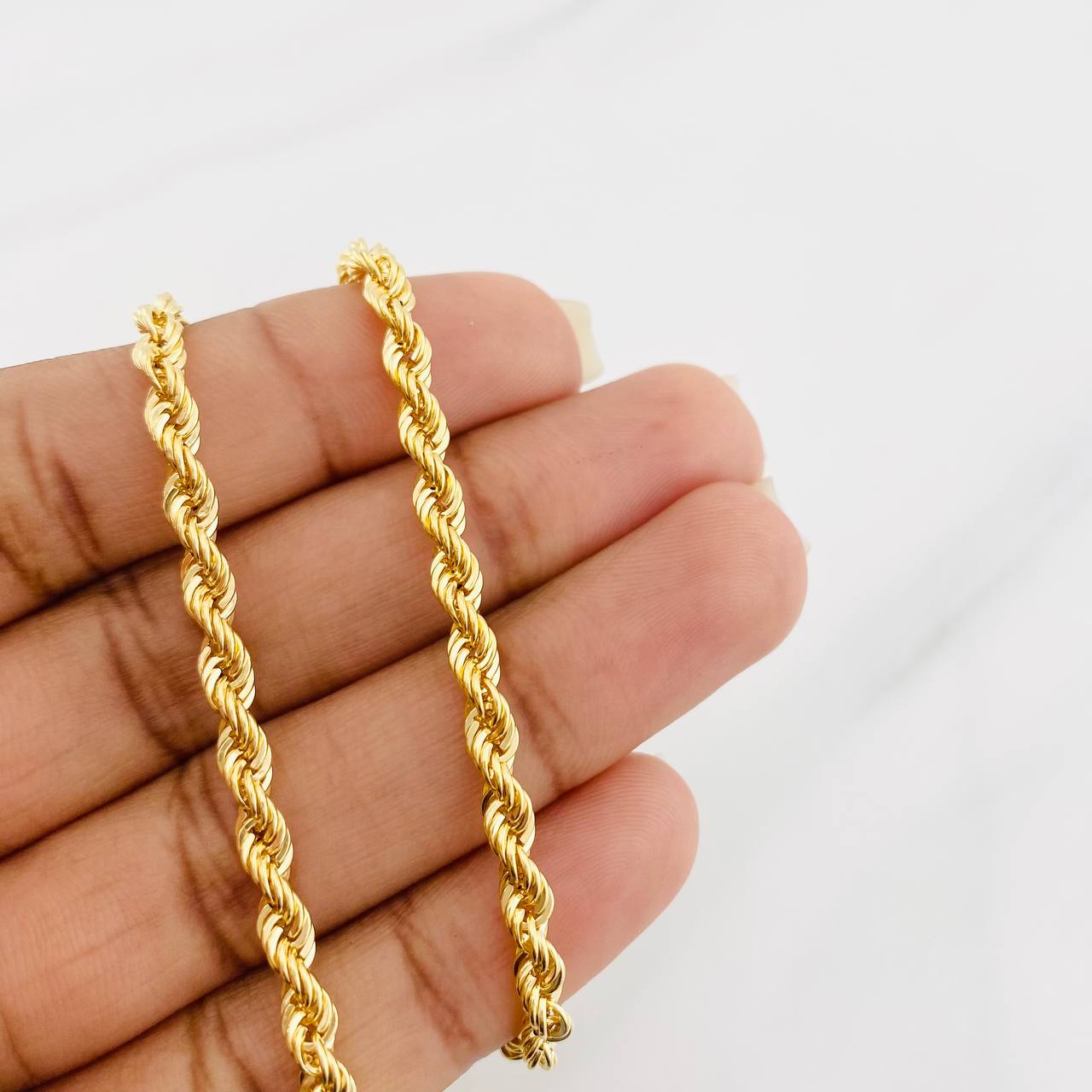 Rope Chain 8.4g / 26 in / 3.7mm 18K Yellow Gold