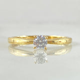 Bordered Solitaire Ring 1.55gr / Size 5 1/4 / 18K Gold ©