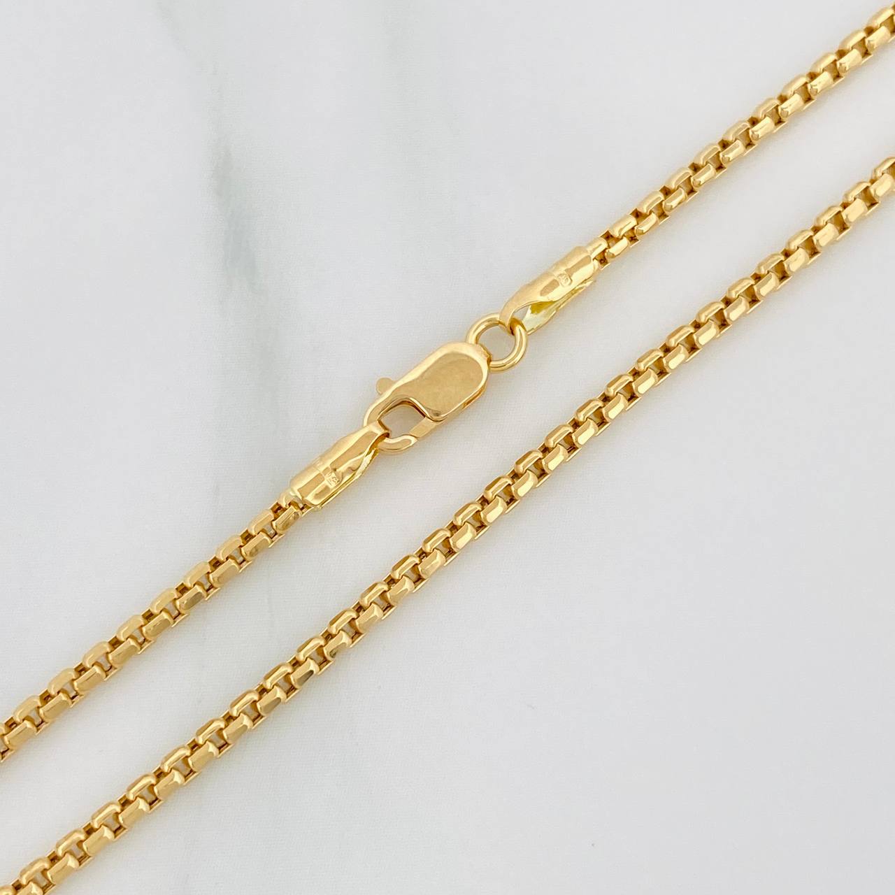 Cadena Veneciana 5.25gr / 20 in / 1.66mm Oro Amarillo +3 18K $