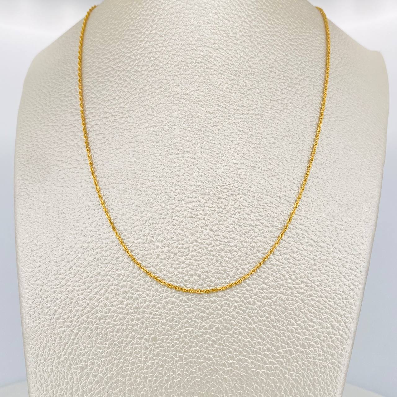 Cadena Lazo 0.85g / 18 in / 1.1mm Oro Amarillo 18K