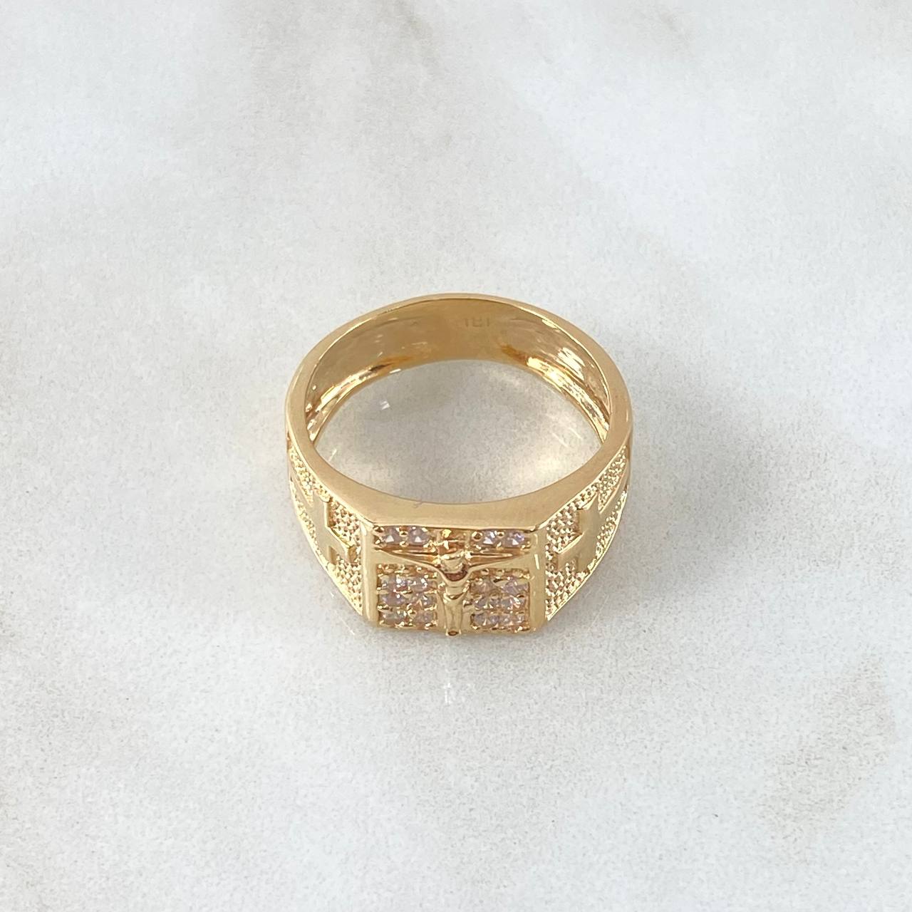 Anillo Cristo Punteado 5.4gr / T9 / Circones Blancos Oro Amarillo 18K ©