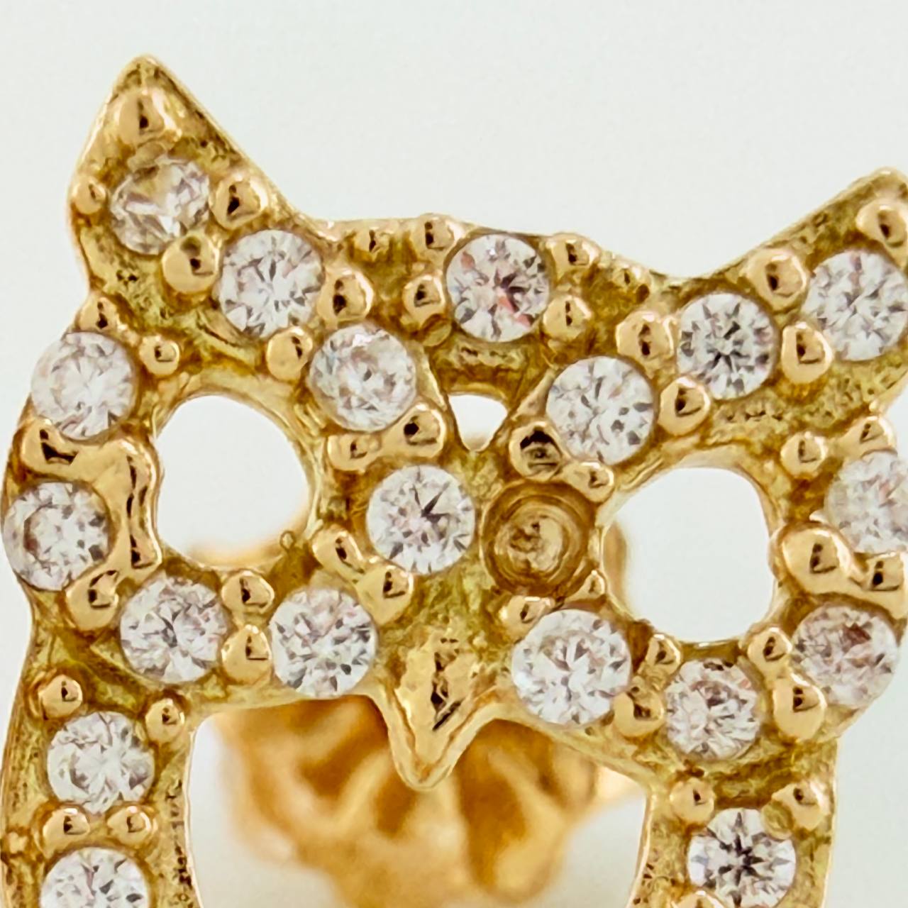 Topos Silueta Buho 1.8gr / 9.95mm Oro Amarillo 18K %