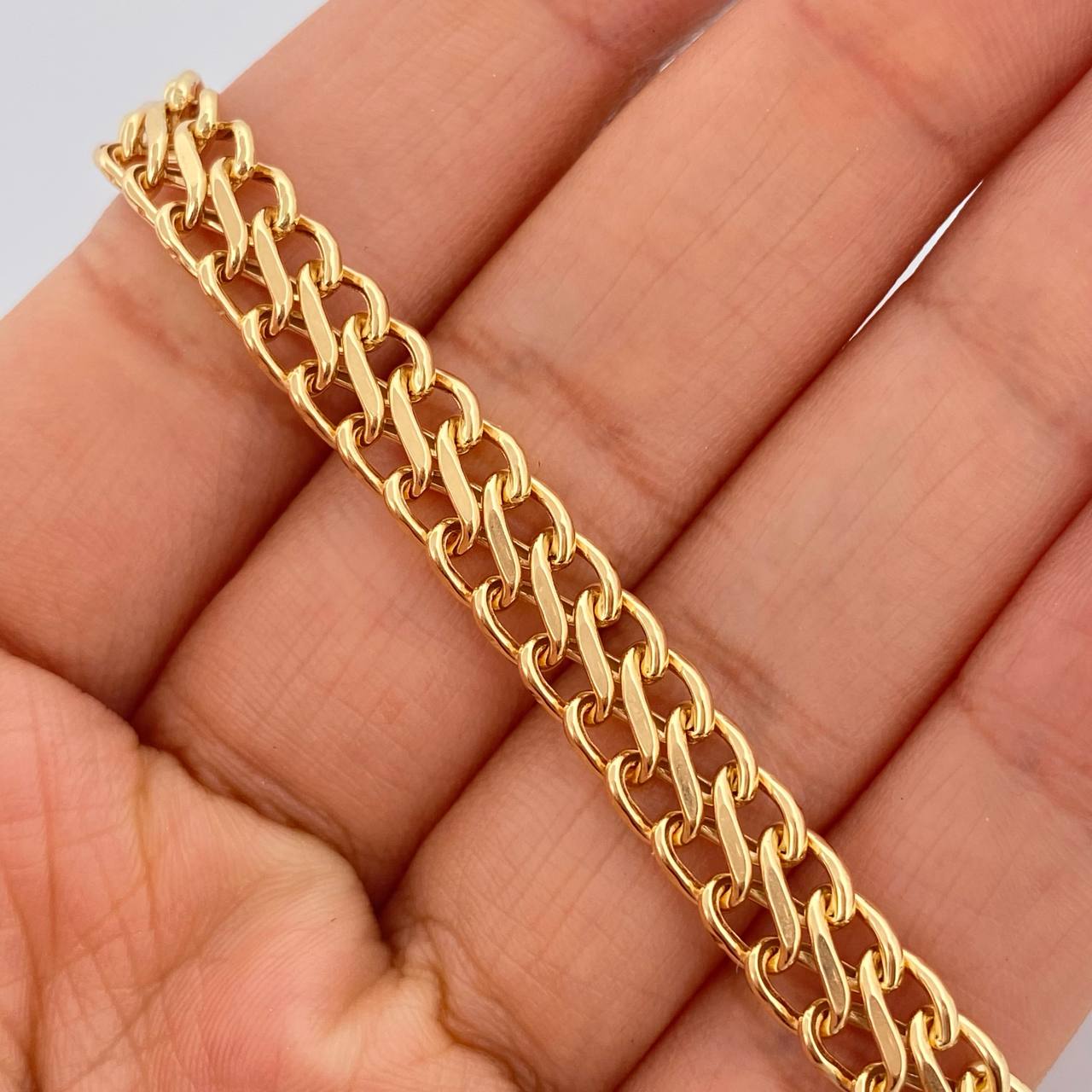 Pulso Sedusa 4.5gr / 7 1/2 in / 7mm Oro Amarillo +3 18K &