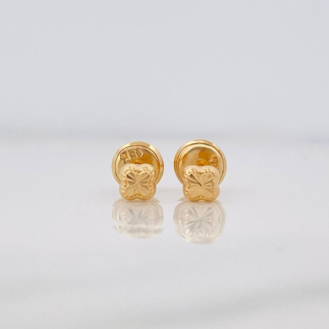 Clover Diamond Cut Stud Earrings 0.4g / in / 3.4mm Yellow Gold 18K