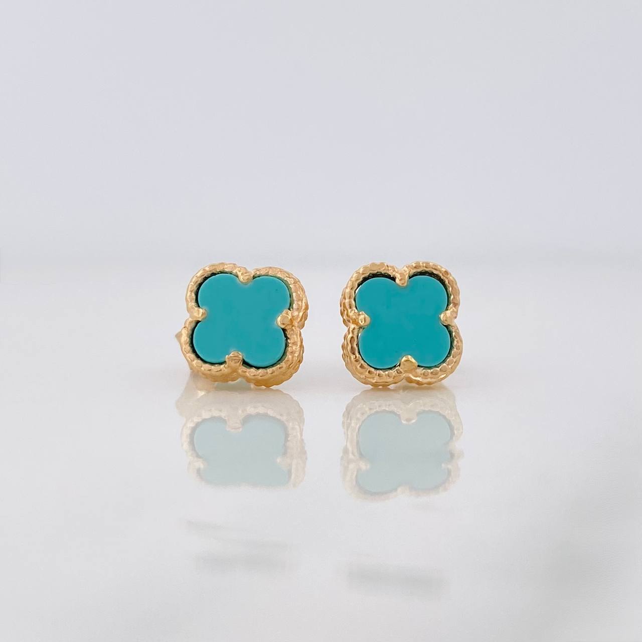Topos Trebol 1.55g / in / 6.64mm Oro Amarillo 18K