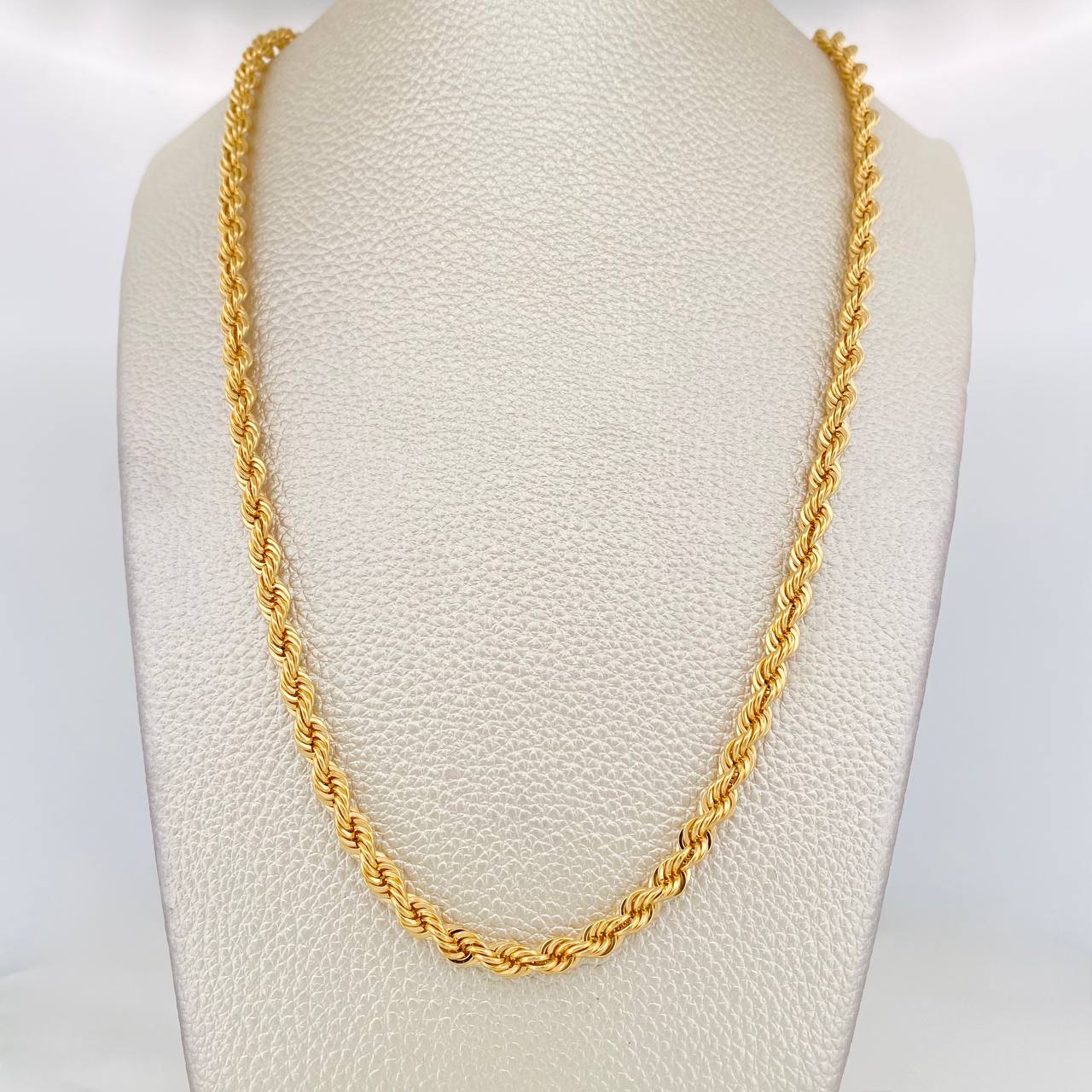 Cadena Lazo 14.7g / 24 in / 4.2mm Oro Amarillo 18K