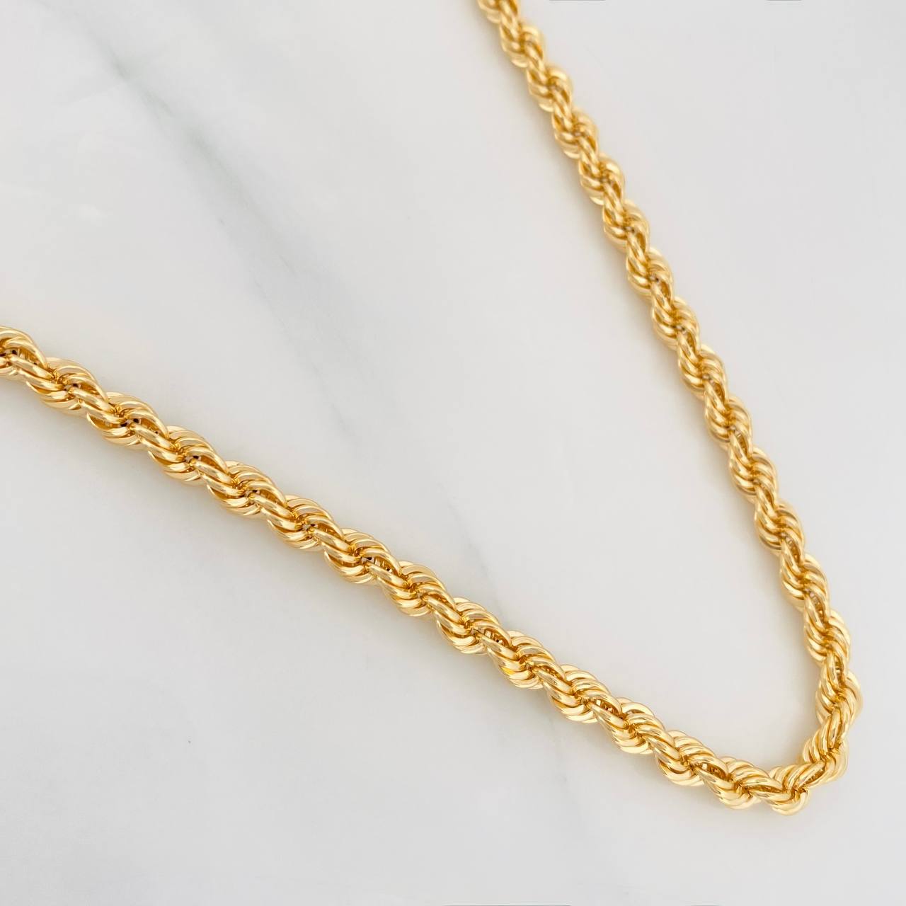 Cadena Lazo 14.7g / 24 in / 4.2mm Oro Amarillo 18K