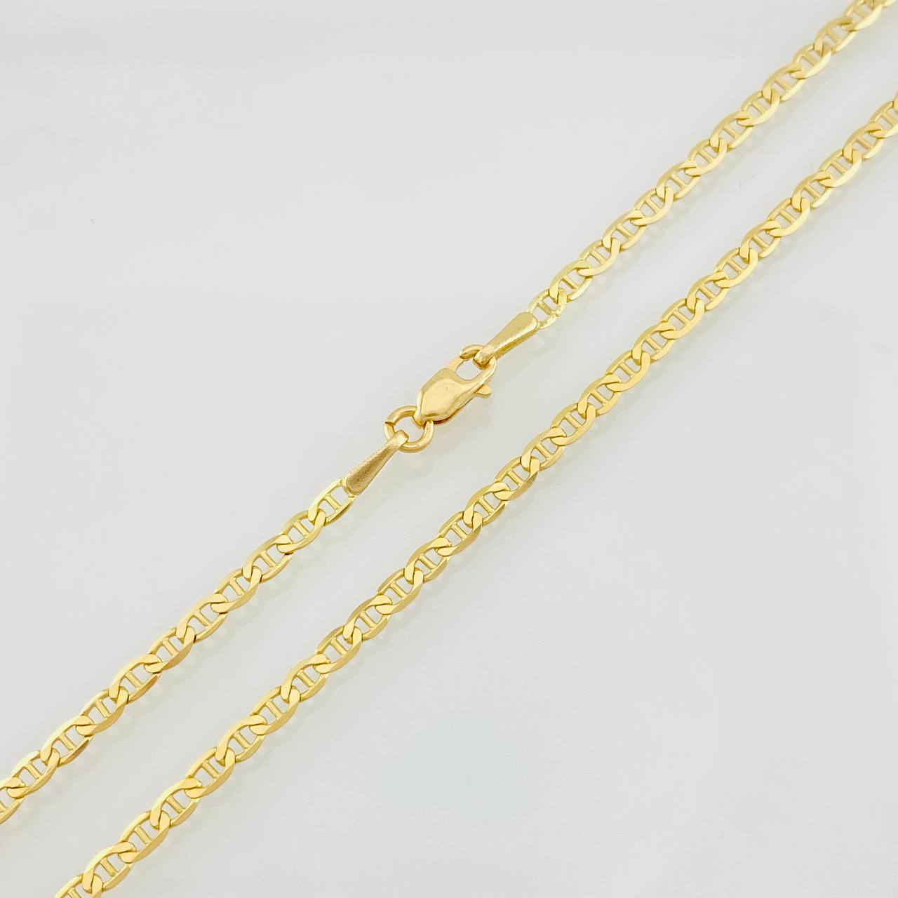 Cadena Escalera 4.25g / 20 in / 2.24mm Oro Amarillo 18K