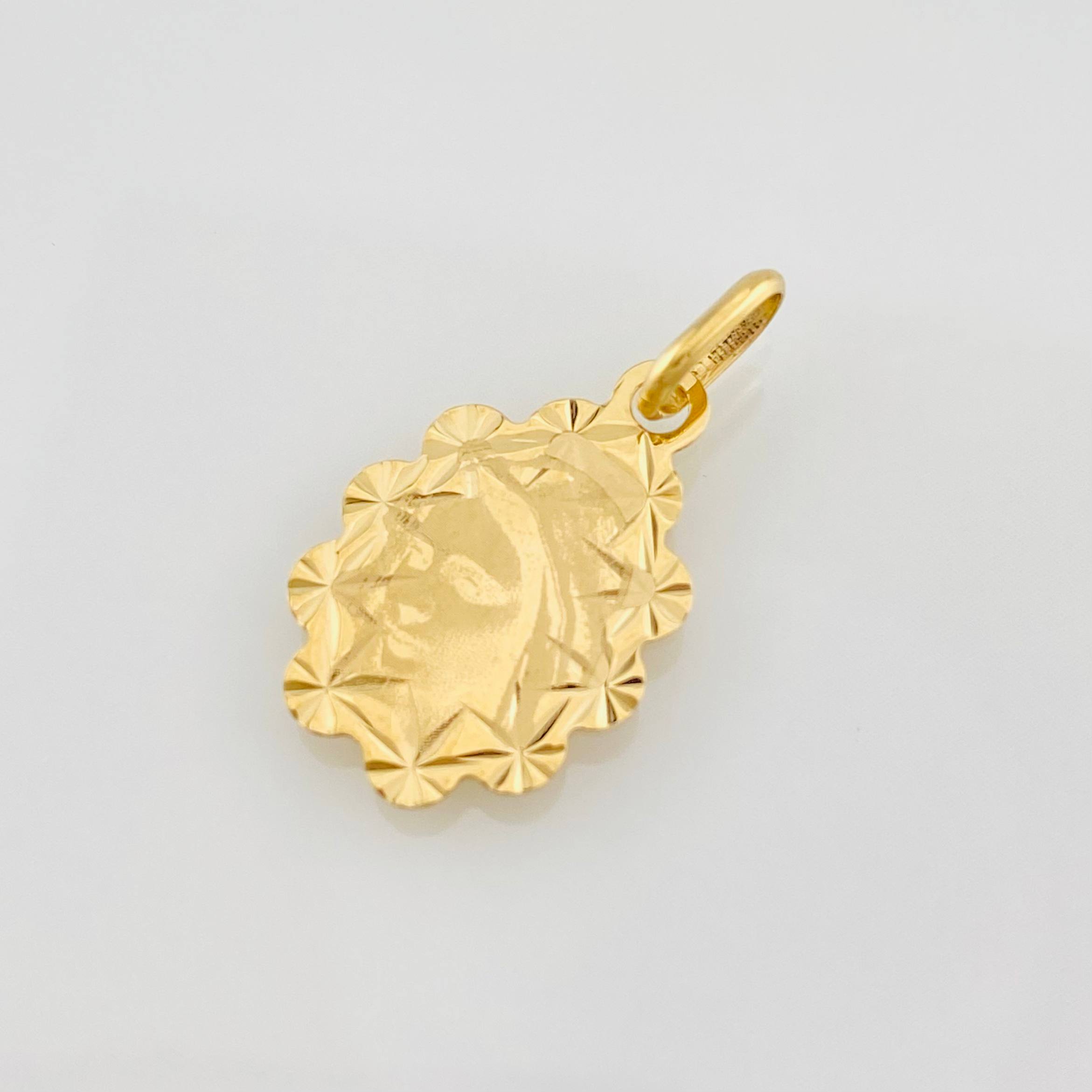 Dije Virgen María 0.7g / 3/4 in Oro Amarillo 18K