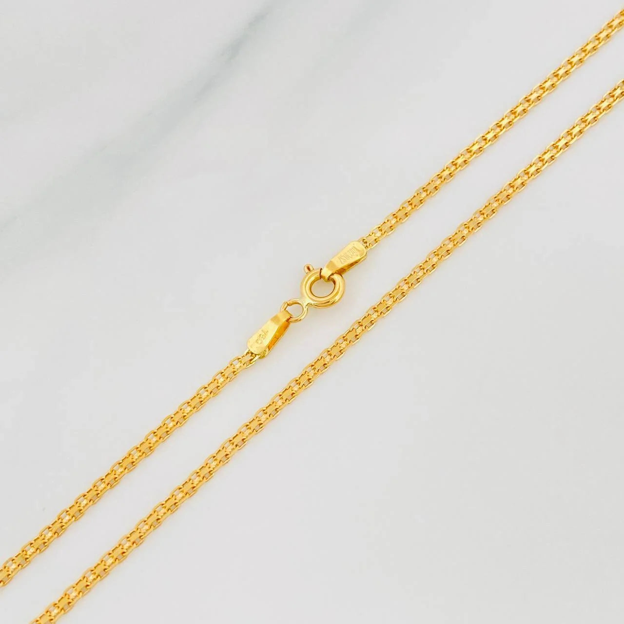 Bismark Chain 4.2g / 18 in / 0.19mm 18K Yellow Gold