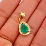 Dije Gota Esmeralda 2.4gr / 1 in / Oro Amarillo 18K %