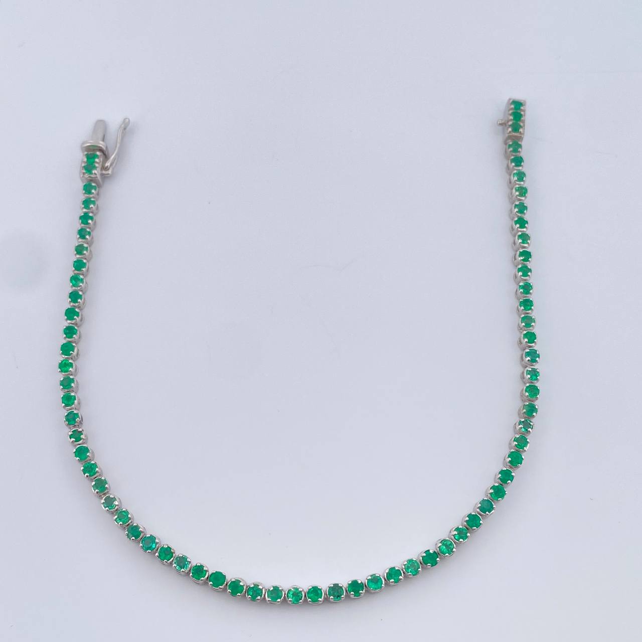 Pulso Tipo Tennis Esmeralda 6.4gr / 6 3/4 in / 2mm Oro Blanco 18K %