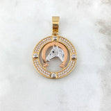 Pendant Circle Charm Horse 11.3gr / 4.3cm / White Zircons Three Golds