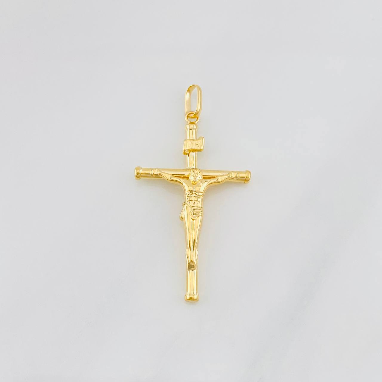 Dije Cruz Cristo 1.4g / 1 3/4 in Oro Amarillo 18K