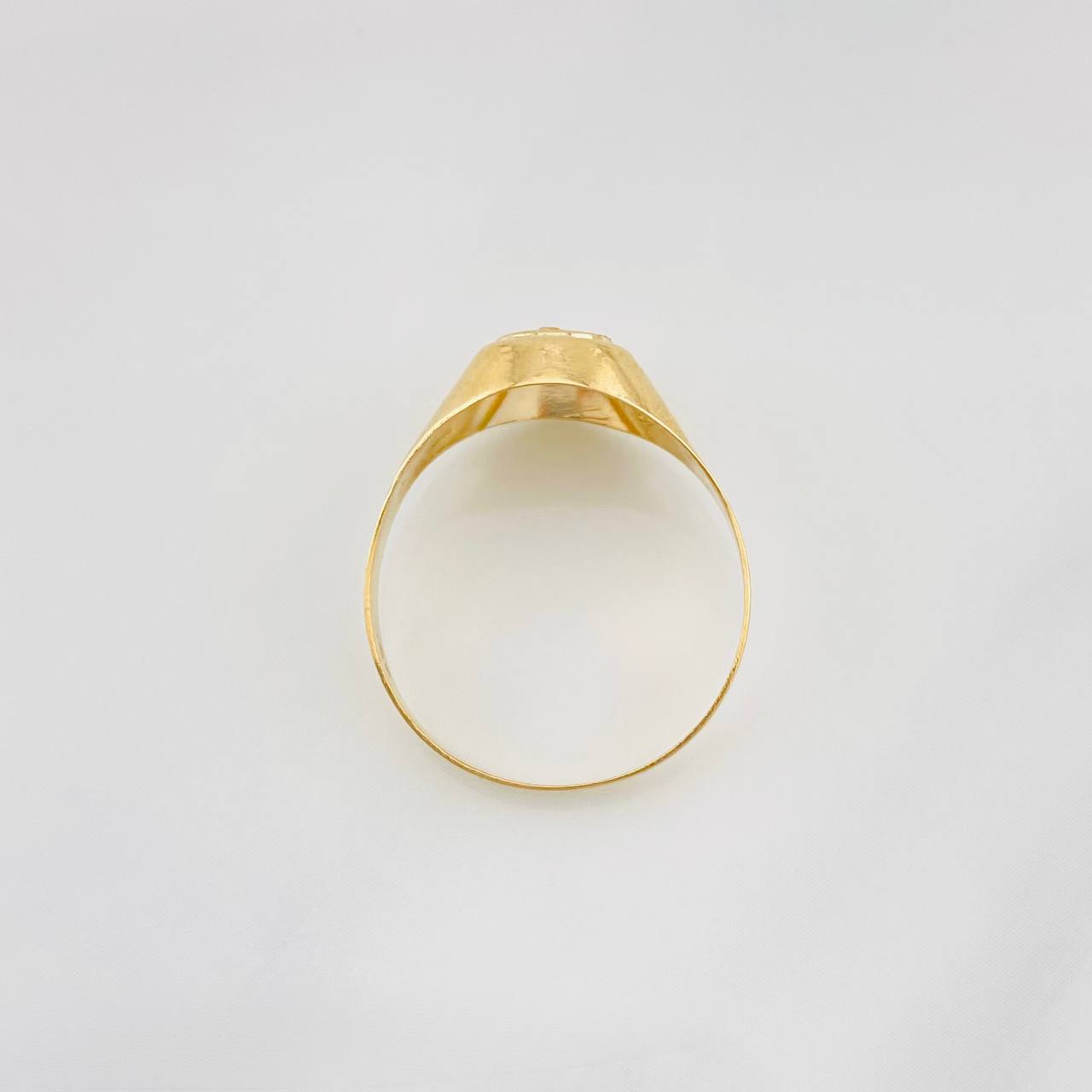 Circle Signet Ring 1.4g / T6 1/2 Yellow Gold 18K