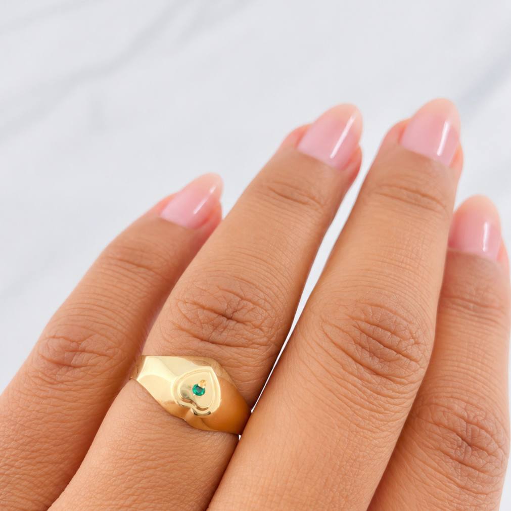 Heart Ring 1.3g / T5 1/4 Yellow Gold 18K
