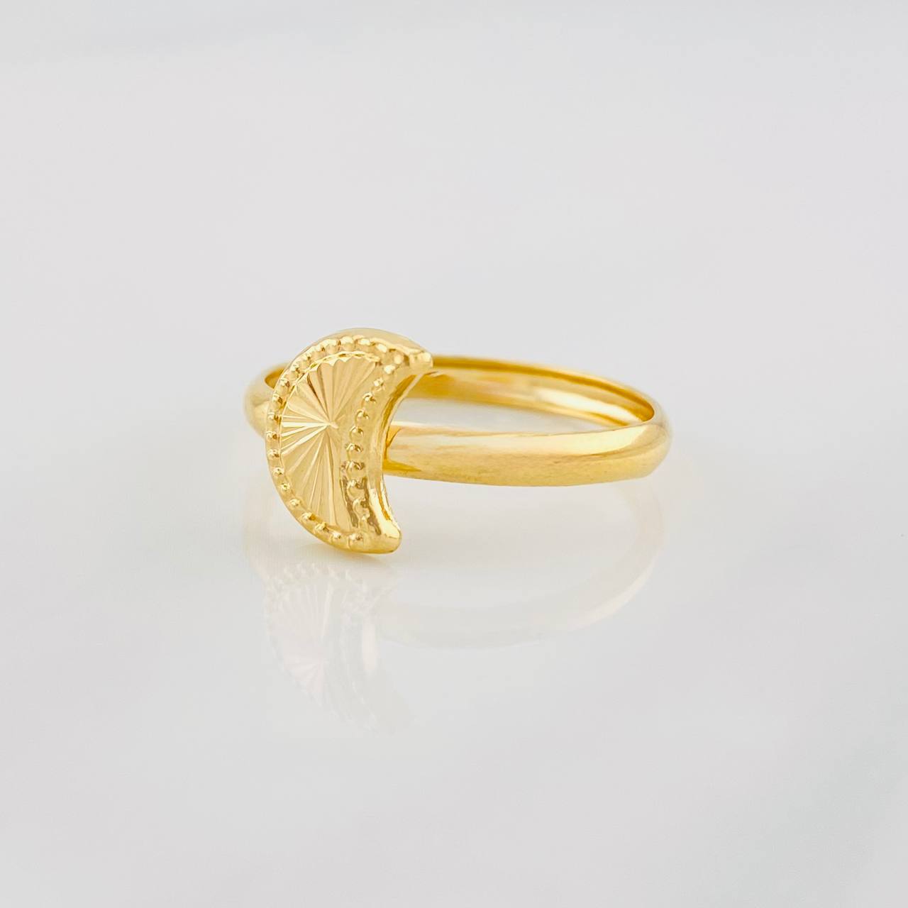 Half Moon Diamond Cut Ring 0.85g / T5 Yellow Gold 18K