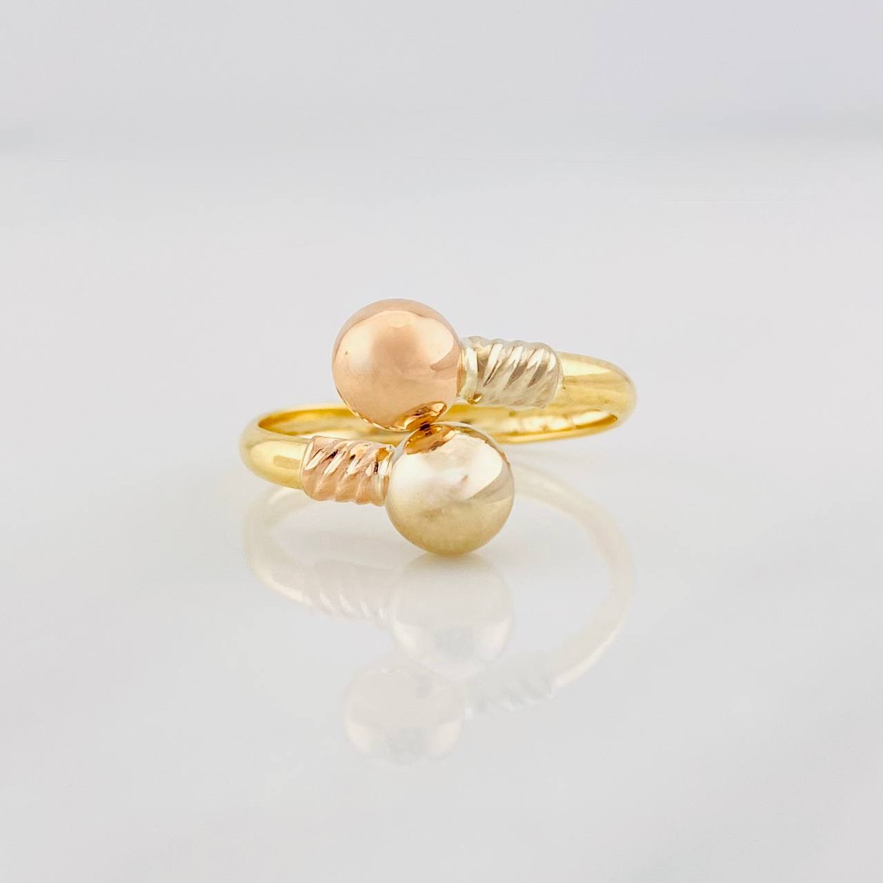 Anillo Tu y Yo 1.35g / TModulable Tres Oros 18K