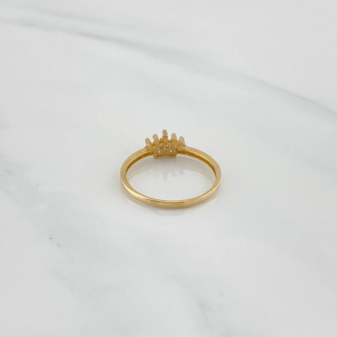 Anillo Corona 1.3 g / T6 1/2 Oro Amarillo 18K