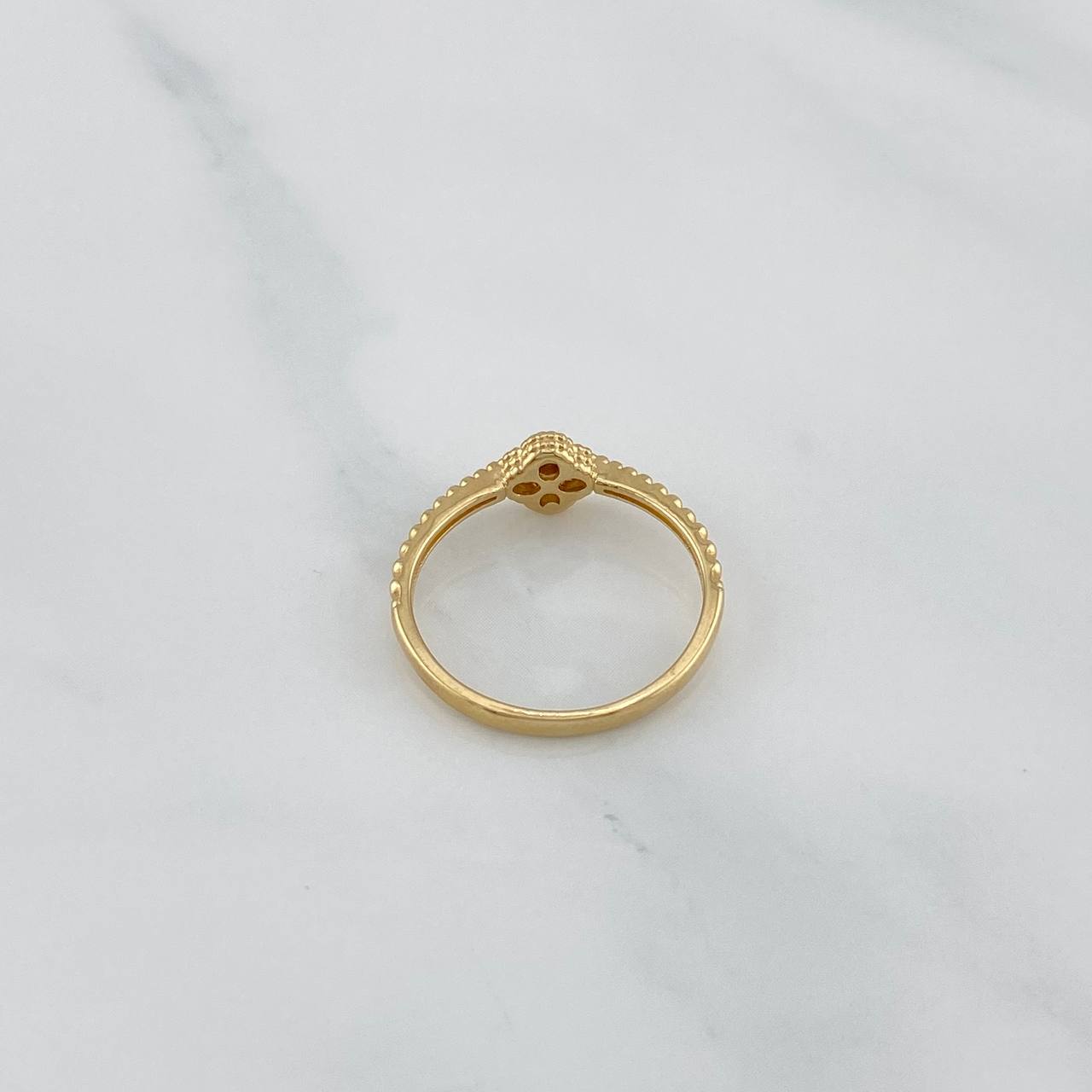 Anillo Trebol Diamantado 1.5 g / T5 1/4 Oro Amarillo 18K