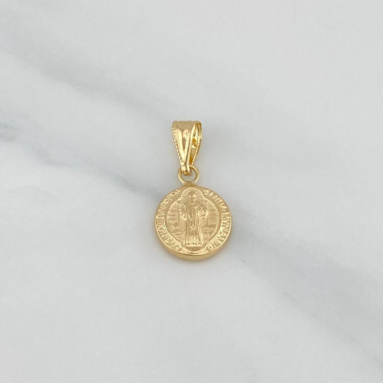 Dije San Benito 0.7 g / 3/4 in Oro Amarillo 18K