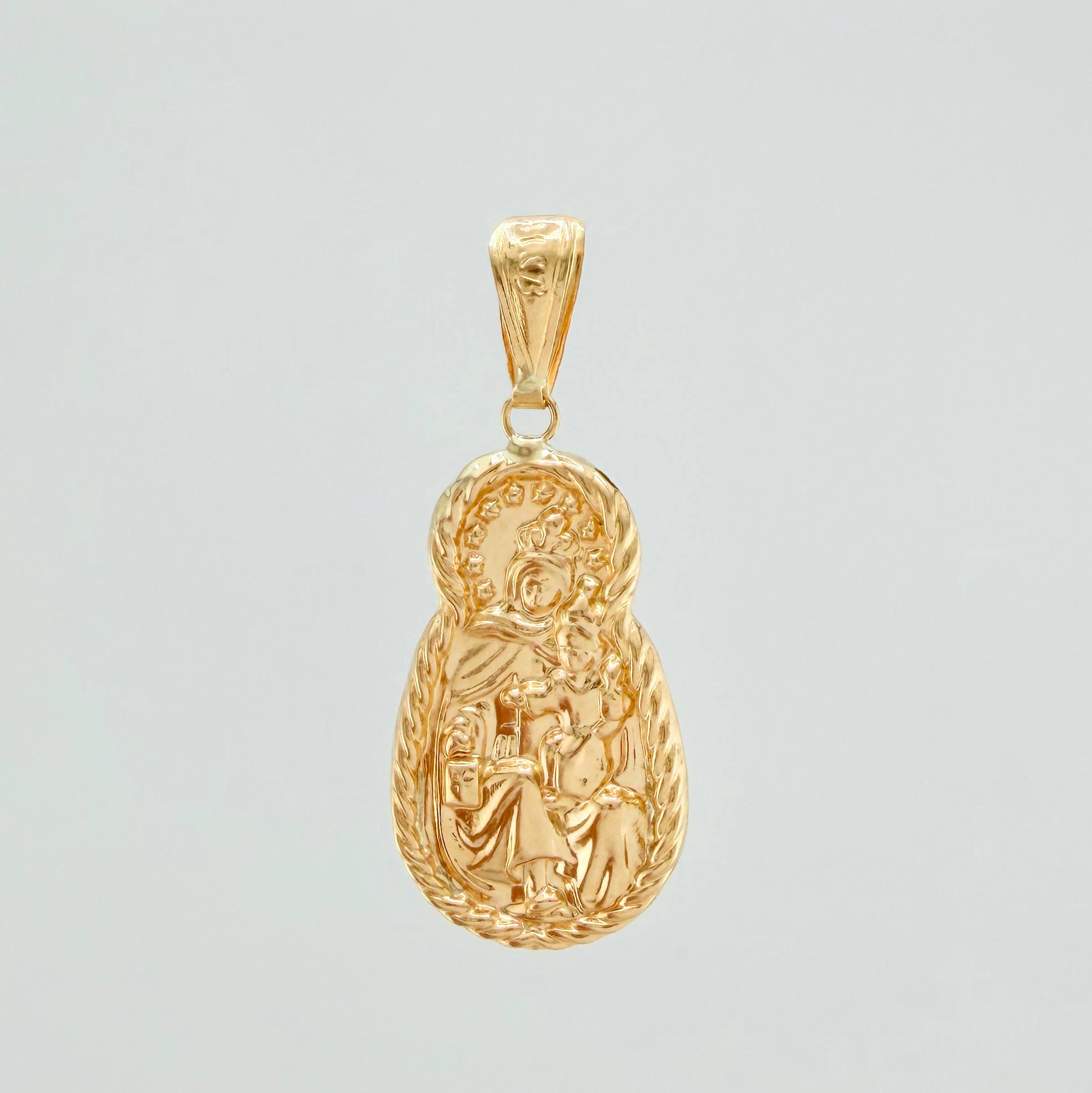 Dije Virgen Del Carmen 1.95 g / 1 1/2 in Oro Amarillo 18K