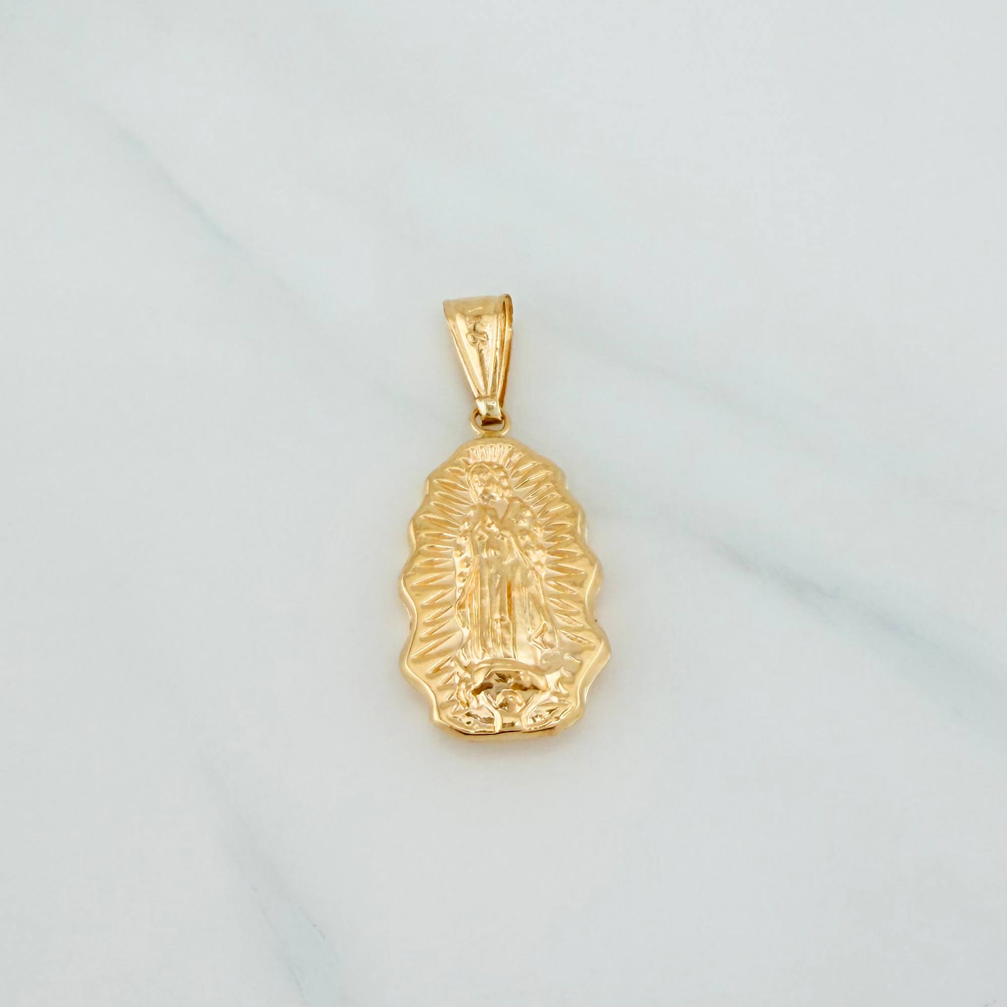 Dije Virgen Guadalupe 1.7 g / 1 1/4 in Oro Amarillo 18K