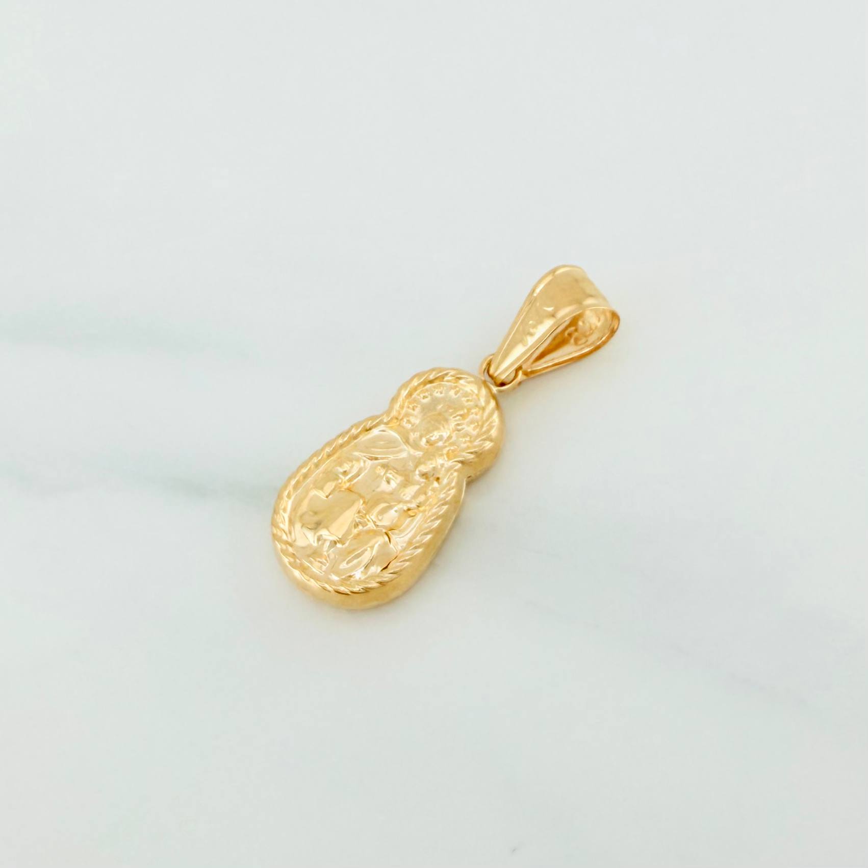 Dije Virgen Del Carmen 1.2 g / 1 1/4 in Oro Amarillo 18K