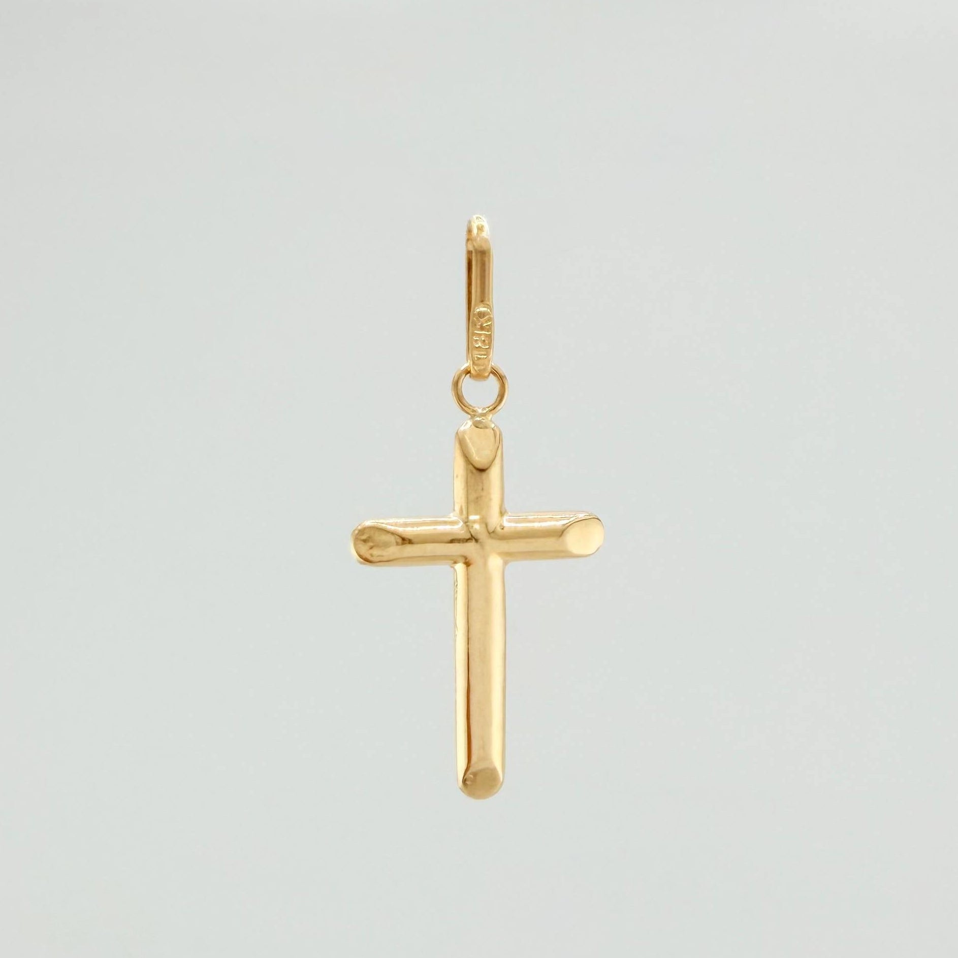 Pendant Flat-Tipped Cross 0.55 g / 1 in 18K Yellow Gold