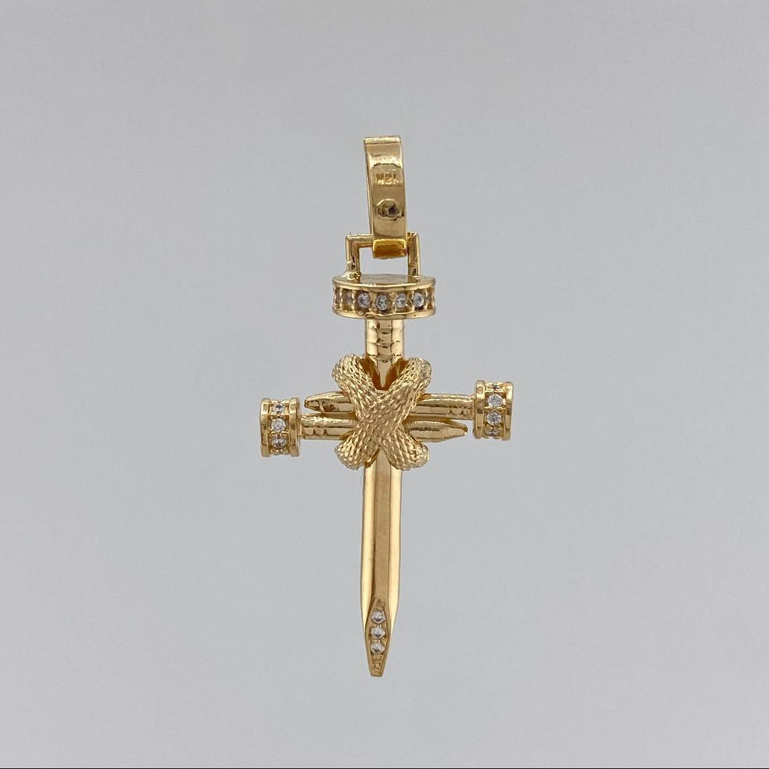 Pendant Cross Nails 3.9 g / 1 1/2 in 18K Yellow Gold
